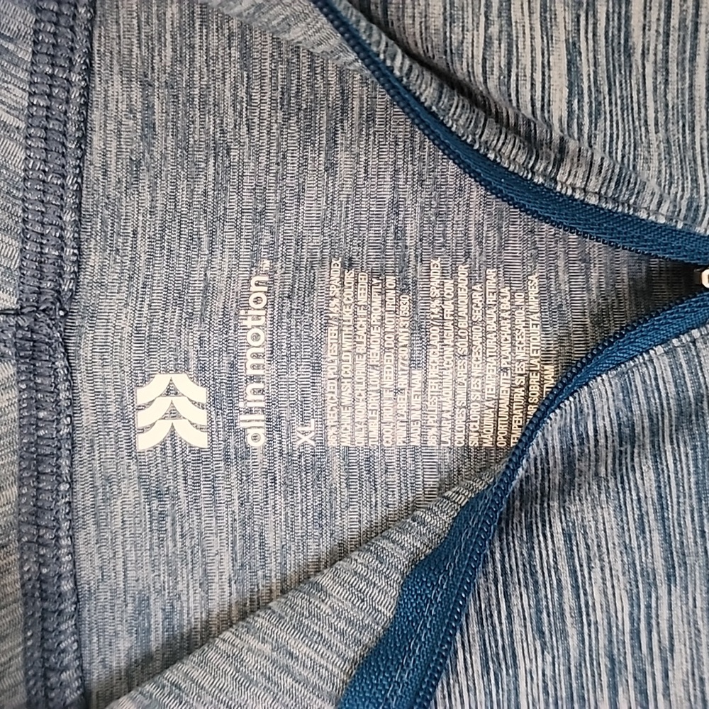 All In Motion Blue Patterned Long Sleeved Shirt - Picture 3 of 4